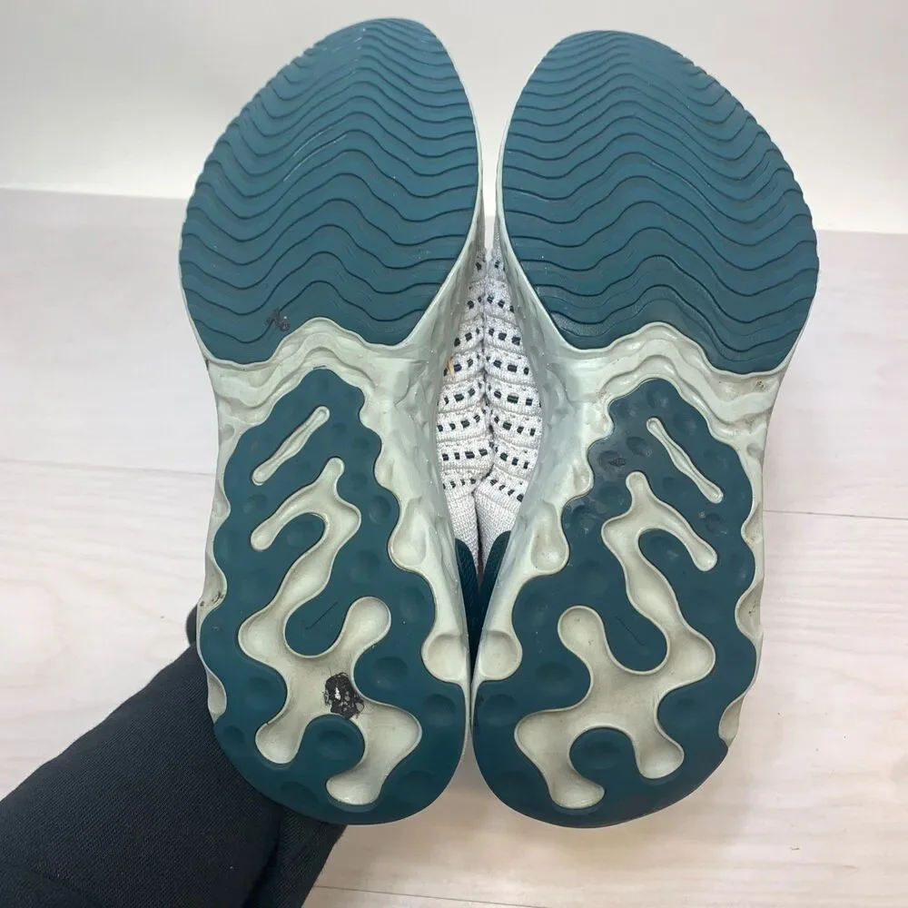 Womens‎ Size 9 Nike React Phantom Run 2 White Teal Running Shoes DO6698-001